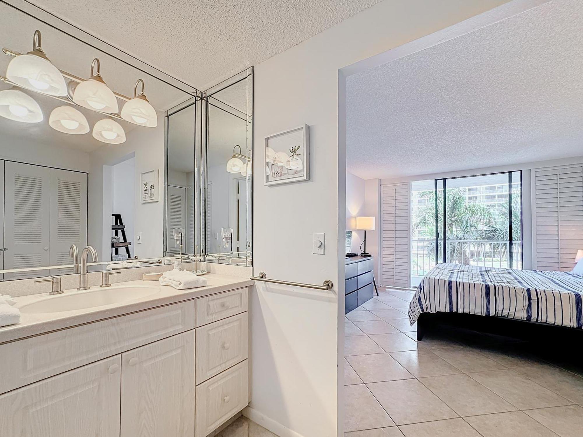 Beach Front Condo In Paradise Marco Island Extérieur photo