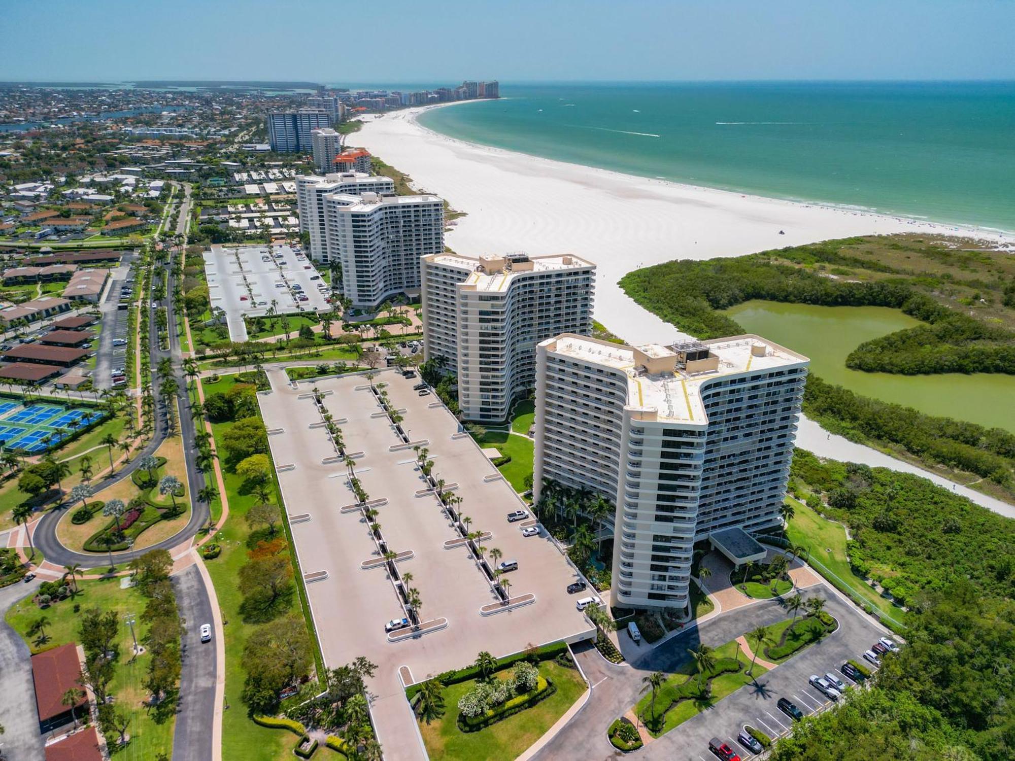 Beach Front Condo In Paradise Marco Island Extérieur photo