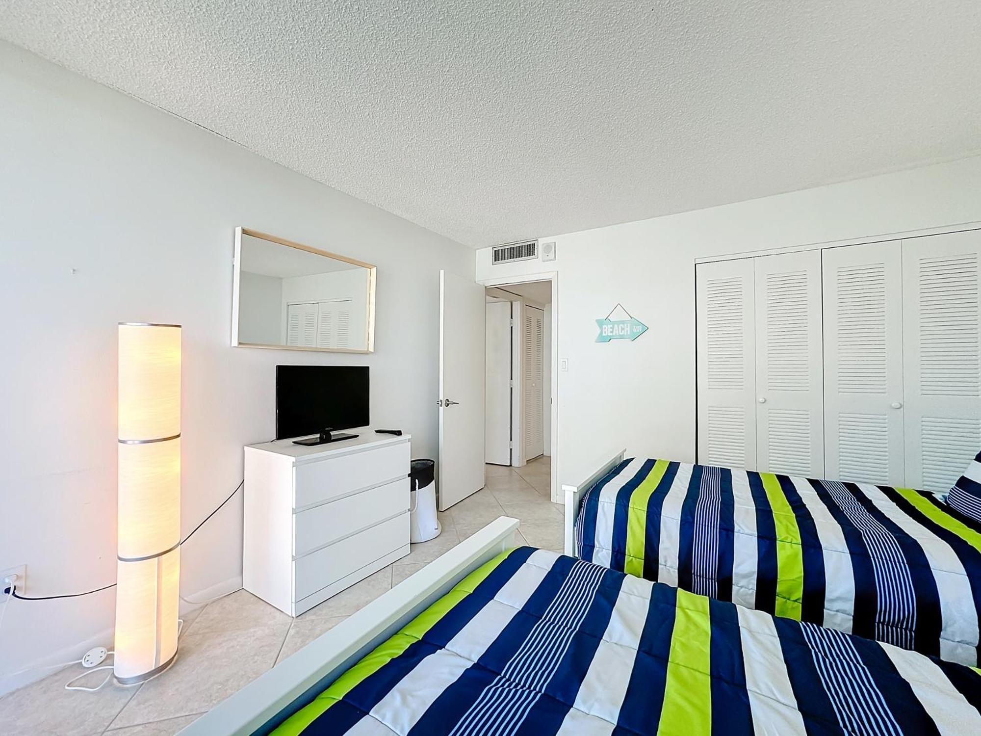 Beach Front Condo In Paradise Marco Island Extérieur photo